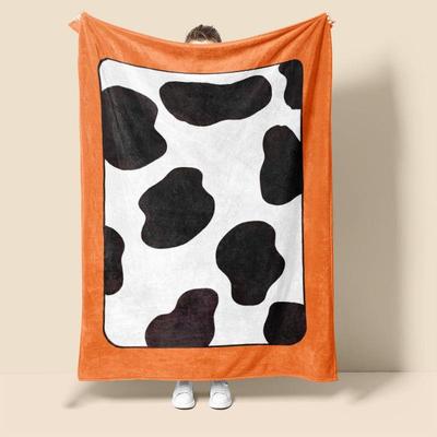 蜡笔小新奶牛法兰绒毛毯被子午睡盖毯毯子办公室学生宿舍空调被