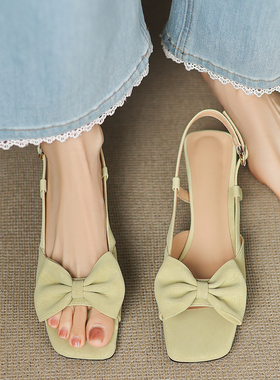 Dale~ 温柔小香风蝴蝶结露趾粗跟一字带凉鞋女百搭休闲大码女鞋夏