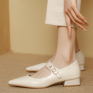 小码女鞋313233尖头平底一字带百搭简约玛丽珍鞋低跟时尚单鞋大码