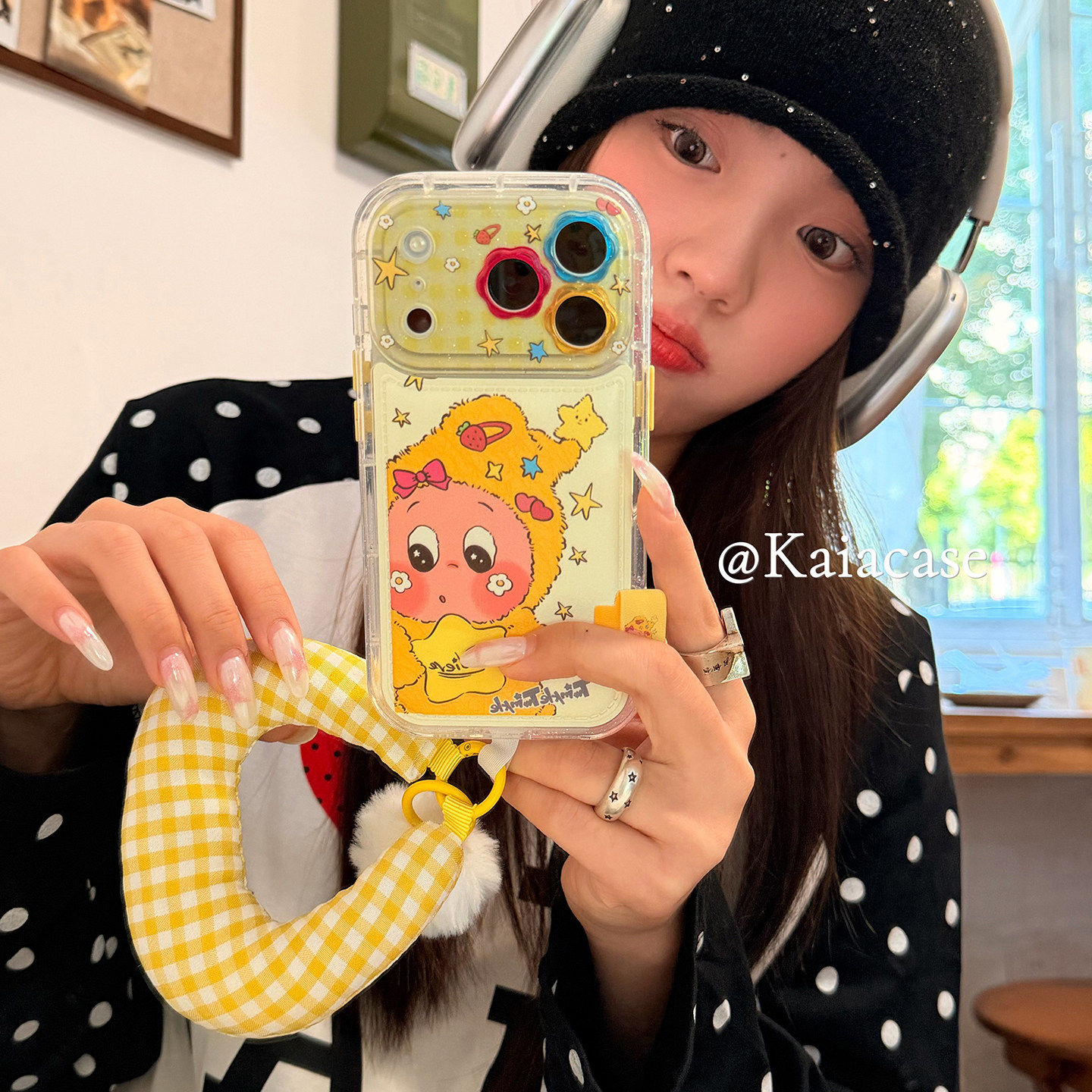 kaia 黄格纹卡通星星小人标签适用苹果17promax手机壳iphone16pro新款13女14pro毛球腕带15pro皮质防摔手机套,3C数码配件,手机保护套/壳,淘宝优惠券,粉丝福利购,淘宝优惠卷