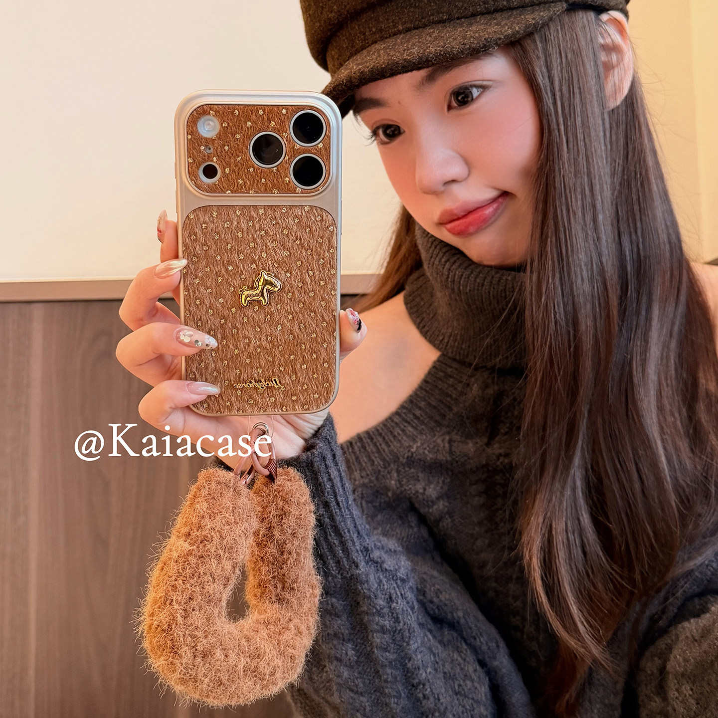 kaia 秋冬款高级感波点立体小金马适用苹果17promax手机壳iphone16pro新款17女14pro腕带15pro皮质防摔手机套,3C数码配件,手机保护套/壳,淘宝优惠券,粉丝福利购,淘宝优惠卷