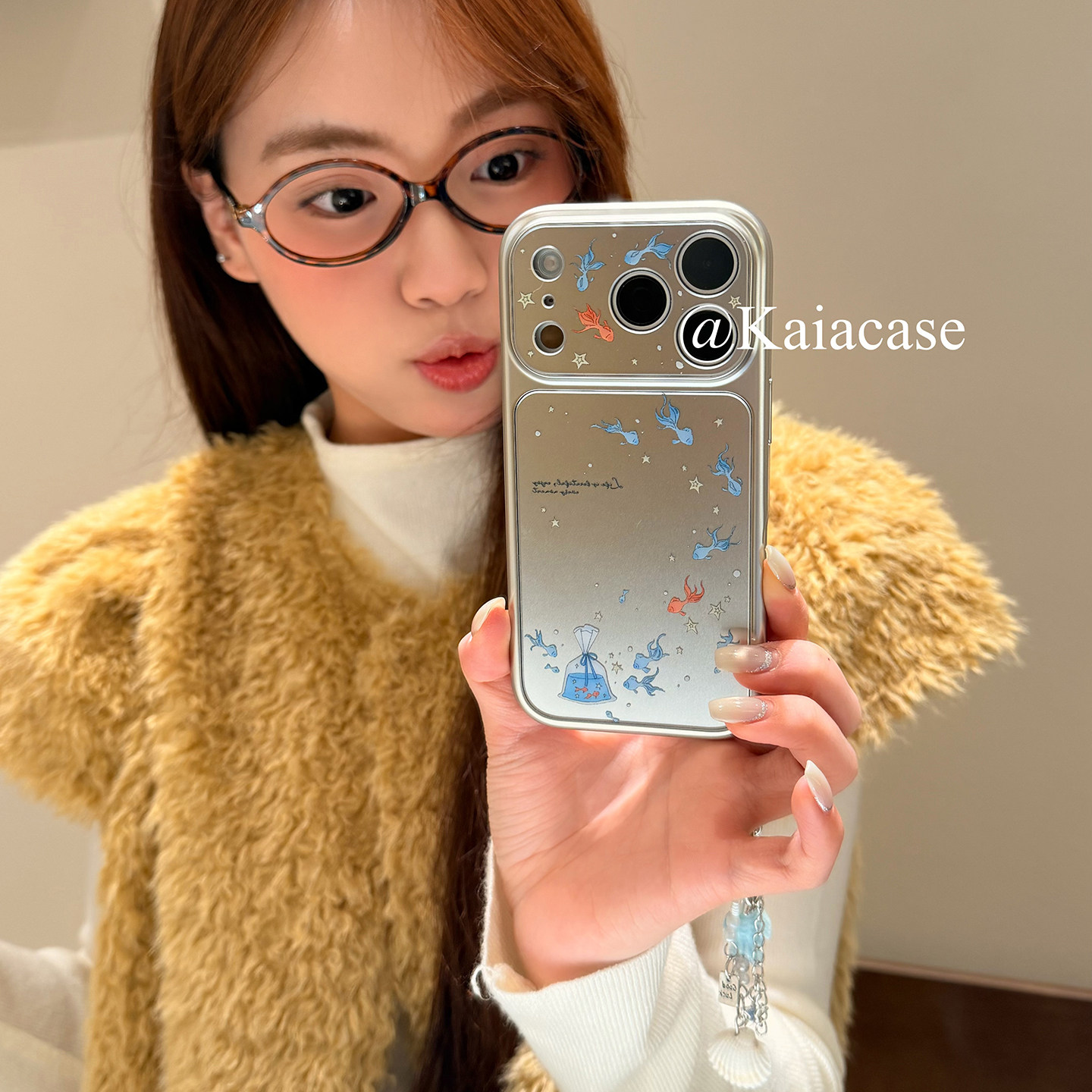 kaia 小众ins梦幻卡通小鱼插画适用苹果17promax手机