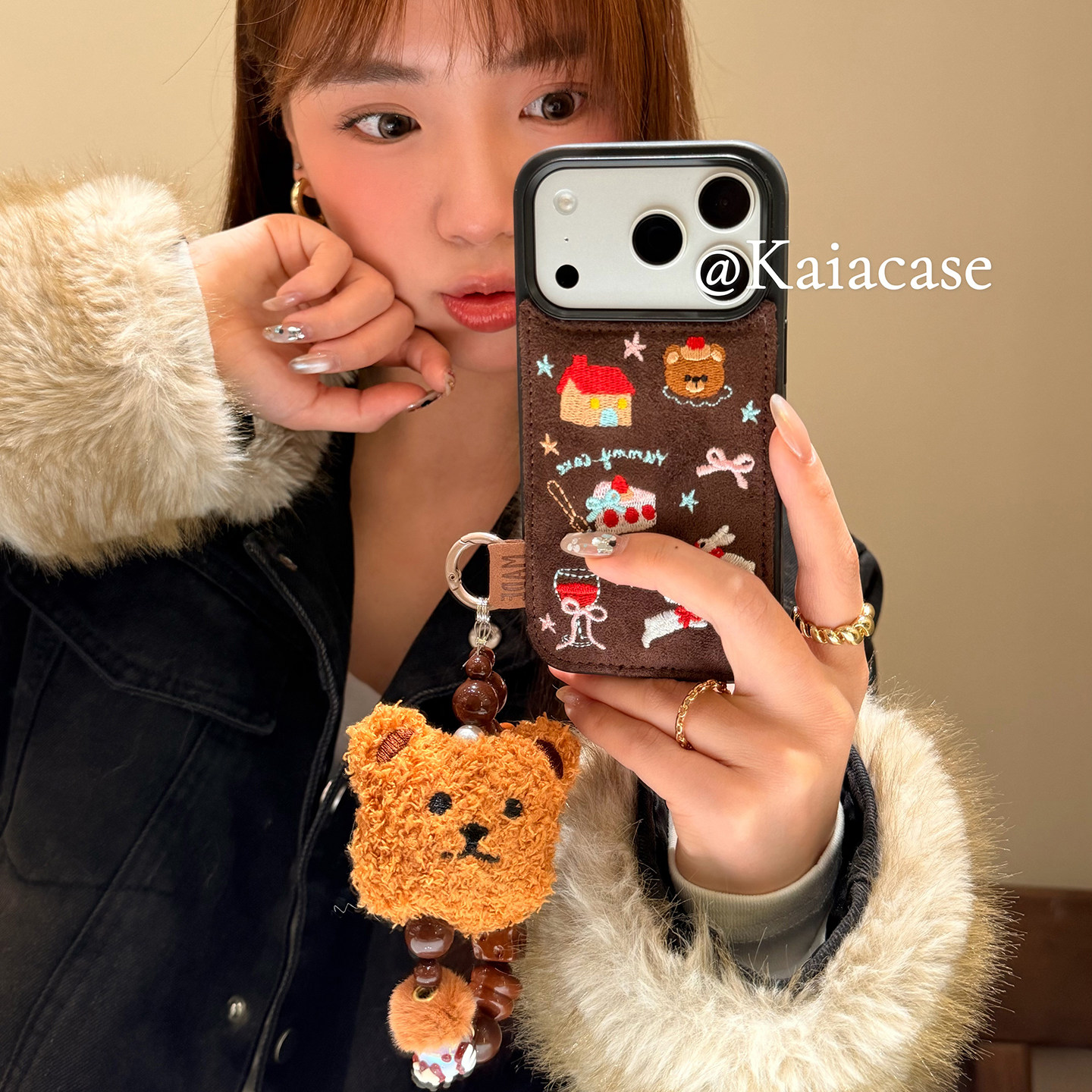 kaia 秋冬美拉德棕绒布刺绣小熊适用苹果17promax手机壳iphone16pro新款17女14pro带链条15pro全包防摔手机套,3C数码配件,手机保护套/壳,淘宝优惠券,粉丝福利购,淘宝优惠卷