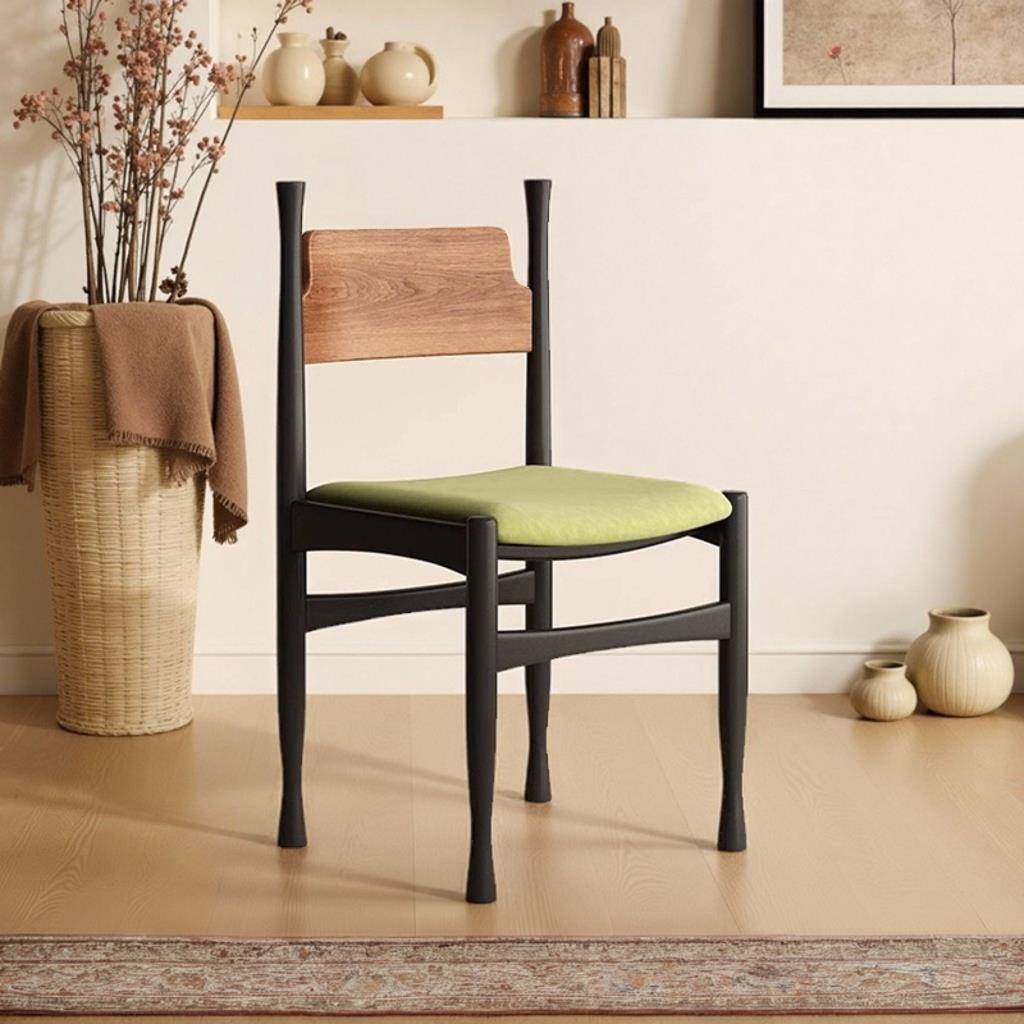 法式复古餐椅冲冠椅中古实木设计师款餐厅家用梳妆椅酒店靠背椅子