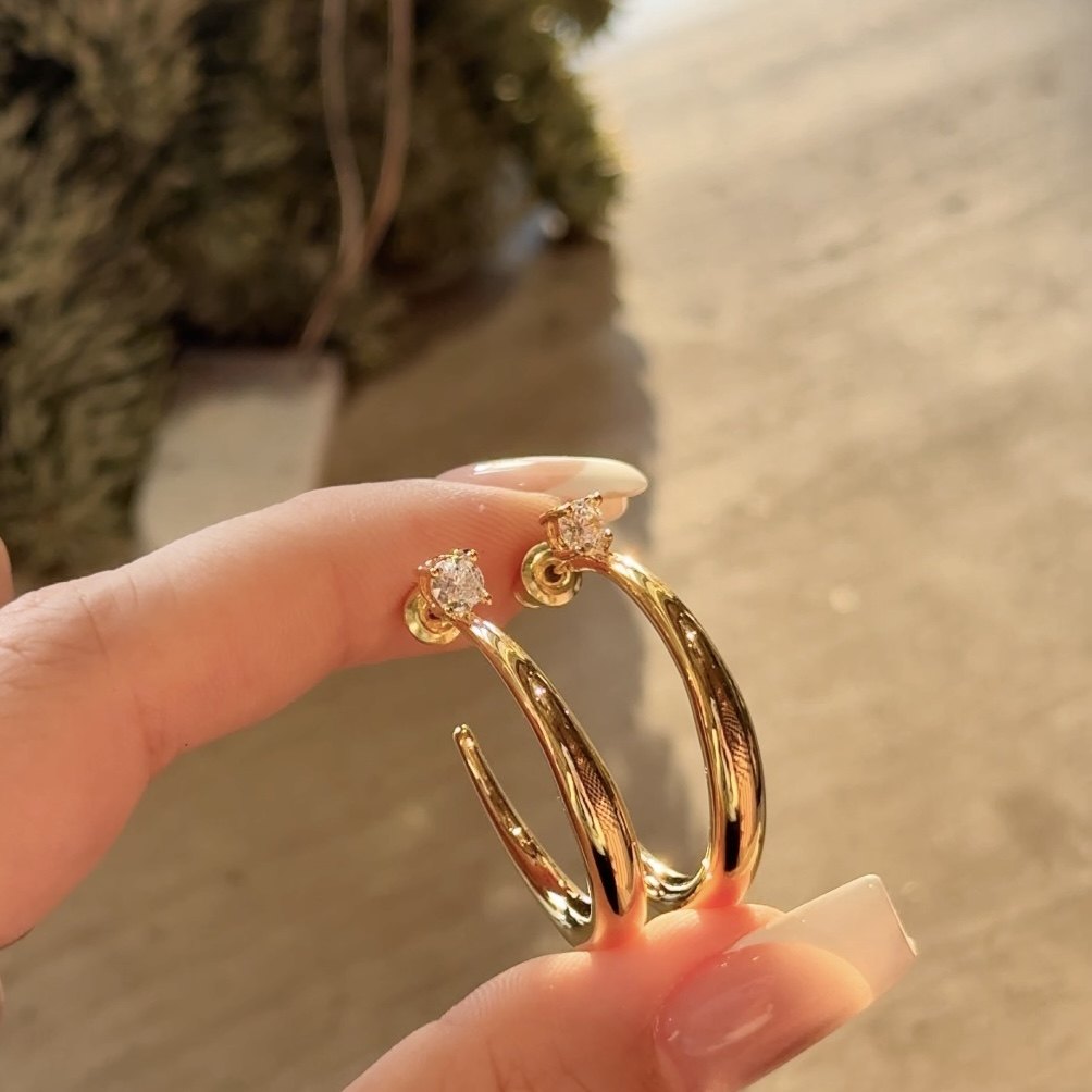 钻钻几何设计款耳圈,珠宝/钻石/翡翠,颈饰,淘宝优惠券,粉丝福利购,淘宝优惠卷