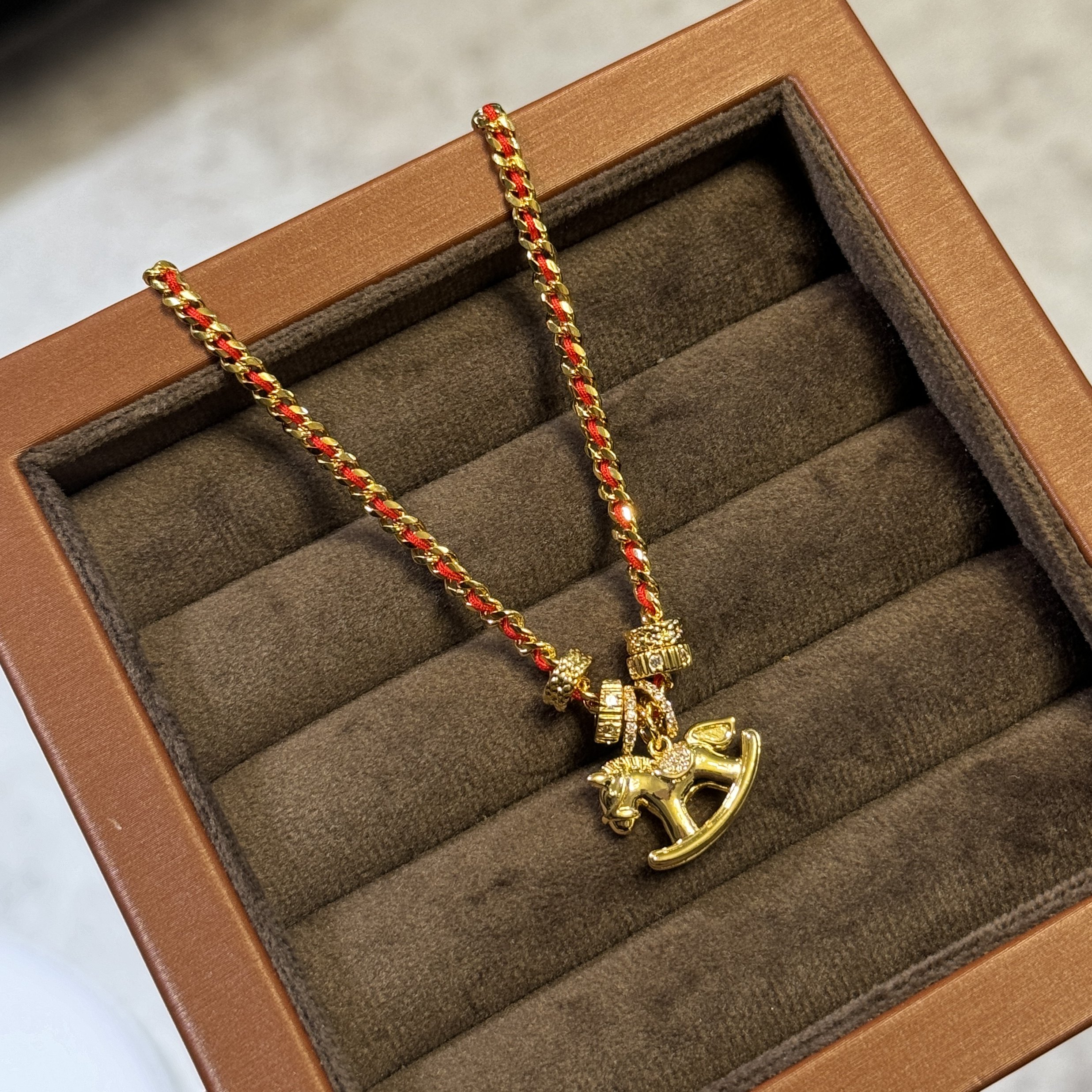 马上有钱 小马时来运转红绳项链,珠宝/钻石/翡翠,手饰,淘宝优惠券,粉丝福利购,淘宝优惠卷