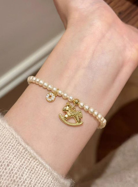 珍珠串珠锆石铜钱小马手链复古优雅气质手串本命年轻奢小众手饰女