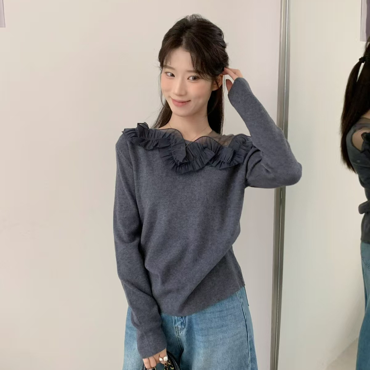 苏珊 纱网气质斜领立体压花针织衫秋款纯色百搭荷叶边毛衣女283S