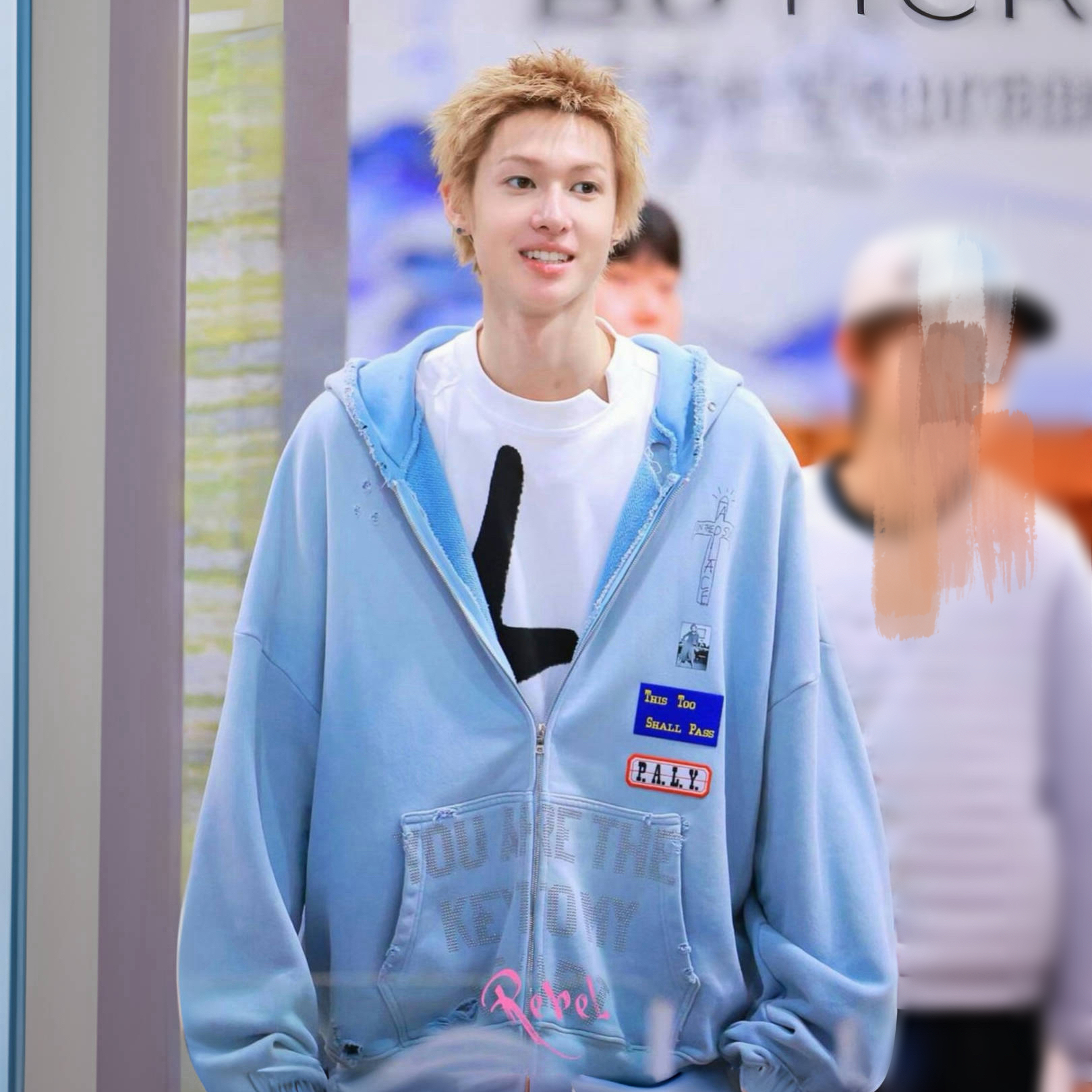 马丁同款Paly hollywood浅蓝色烫钻水洗做旧破坏拉链连帽卫衣帽衫