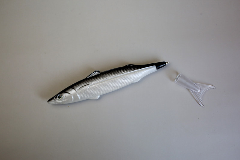 물고기 볼펜 스트림 물고기 작은 흰색 줄무늬 물고기 모양 창조적 인 문구 우주 지구로 돌아 가기