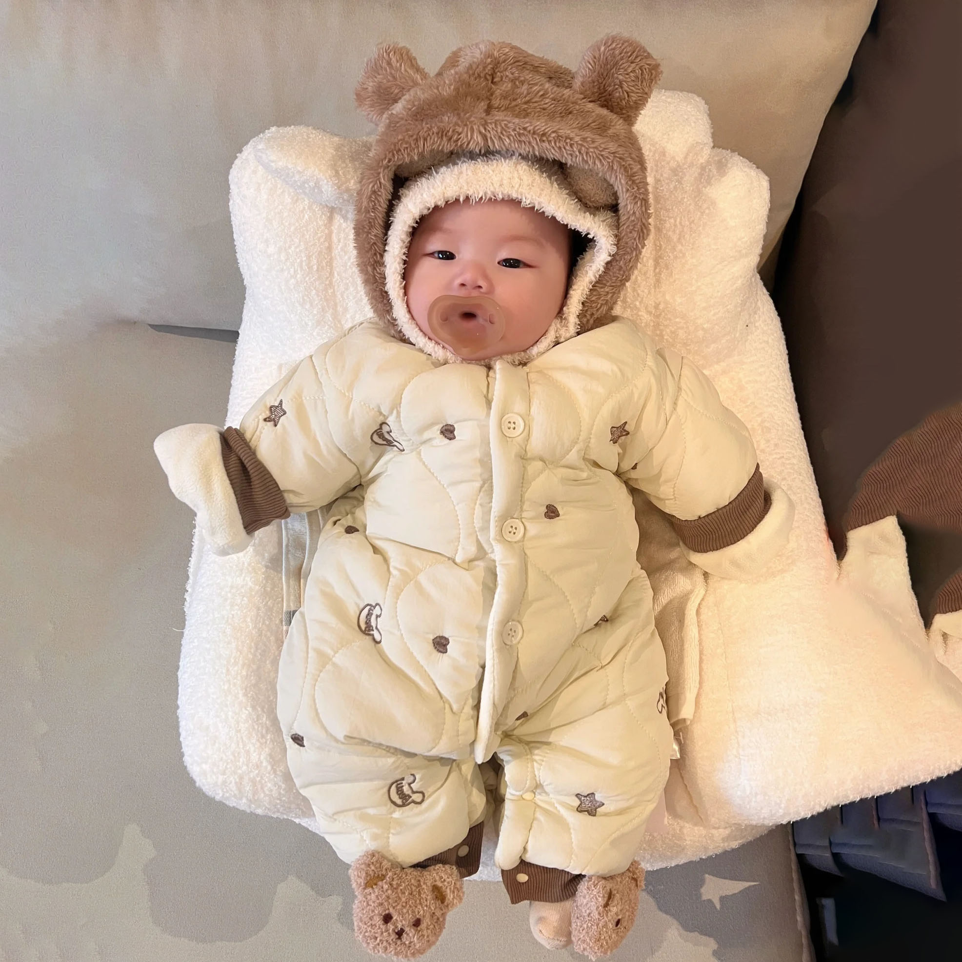 婴儿冬装外出服夹棉连体衣3小月龄宝宝初冬衣服6加厚加绒冬季保暖