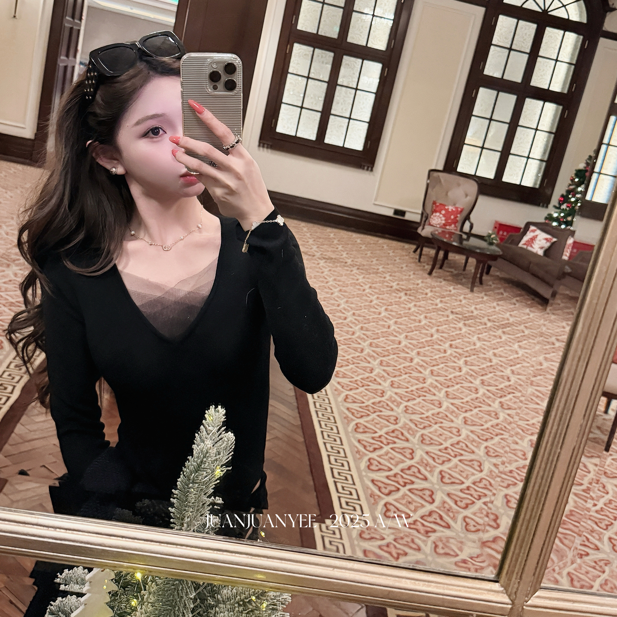 juanjuanyee【静奢美学】定制欧根纱V领羊毛修身针织毛衣内搭上衣