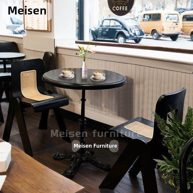 咖啡桌和椅子商业法国下午茶餐厅座位覆古流行入住甜品面包店实木