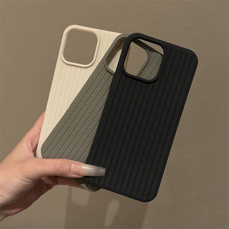 适用苹果16promax手机壳黑色高颜值iPhone15prom