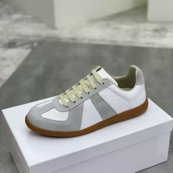 Spring Couple Style Genuine Leather Casual Sneakers with Rubber Soles, Low-Top Lace-Up Fashion Trainers, White Shoes for Men and Women