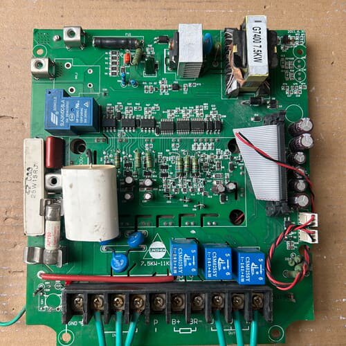 议价 凌士达变频器驱动板G7400，7.5/11KW，带35A可维修