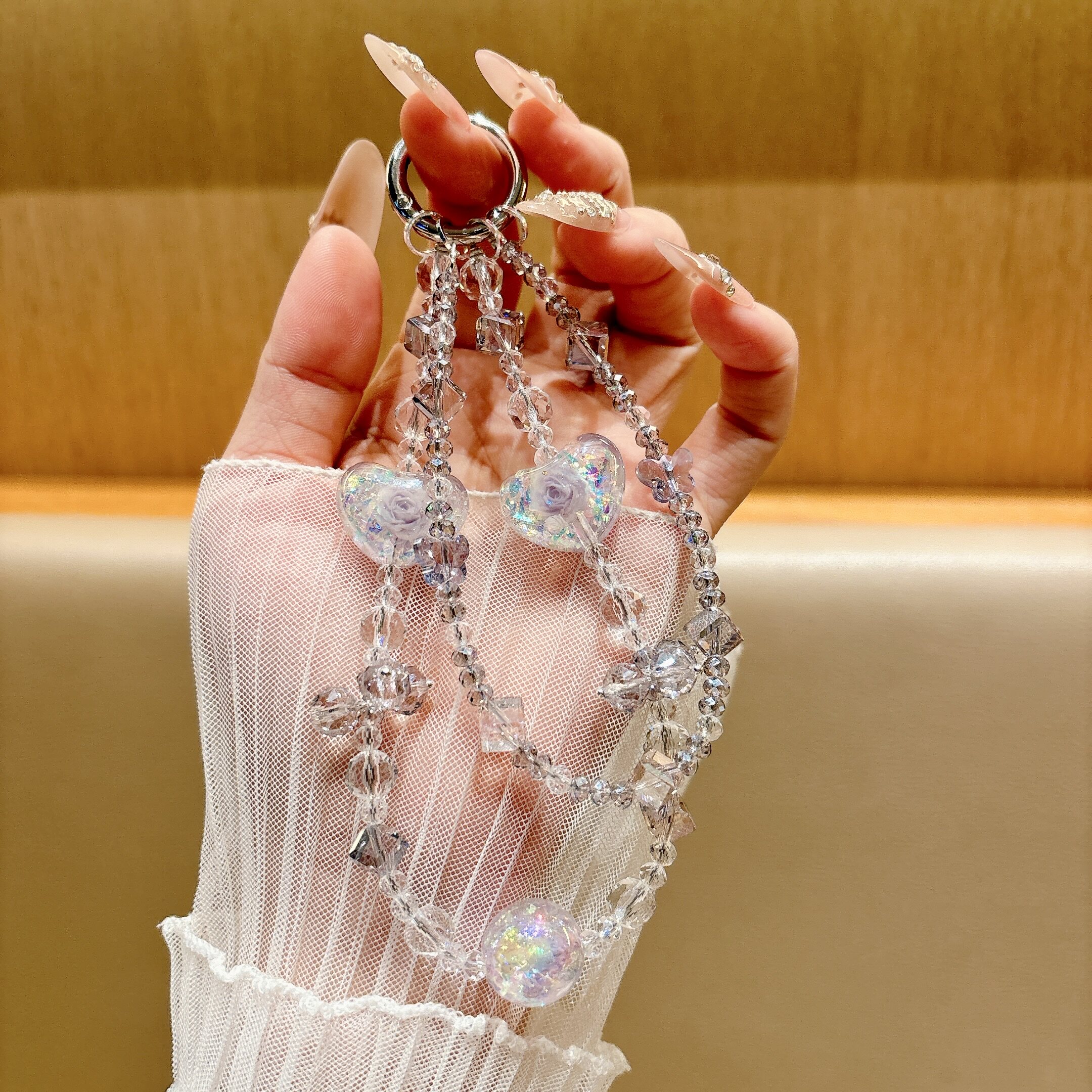 梦幻爱心玫瑰花珠手机挂绳超好看轻奢ins风串珠手提链小众高级感水晶挂链百搭高级感结实防丢手机配饰带垫片