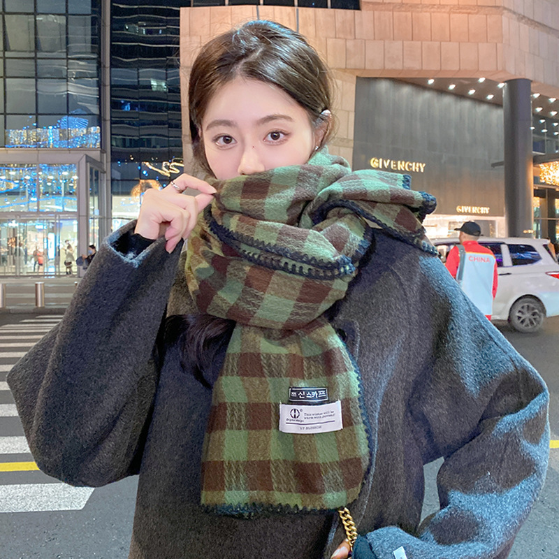 围巾女冬季2025新款时尚高级感黑白格子针织保暖加厚学生情侣围脖
