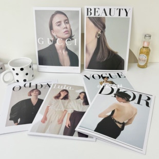 ins封面杂志书本拍照道具英文书摄影背景软装饰卡片欧美封面杂志