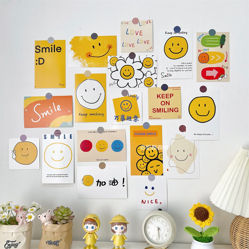 可爱笑脸治愈系卡片装饰送墙贴