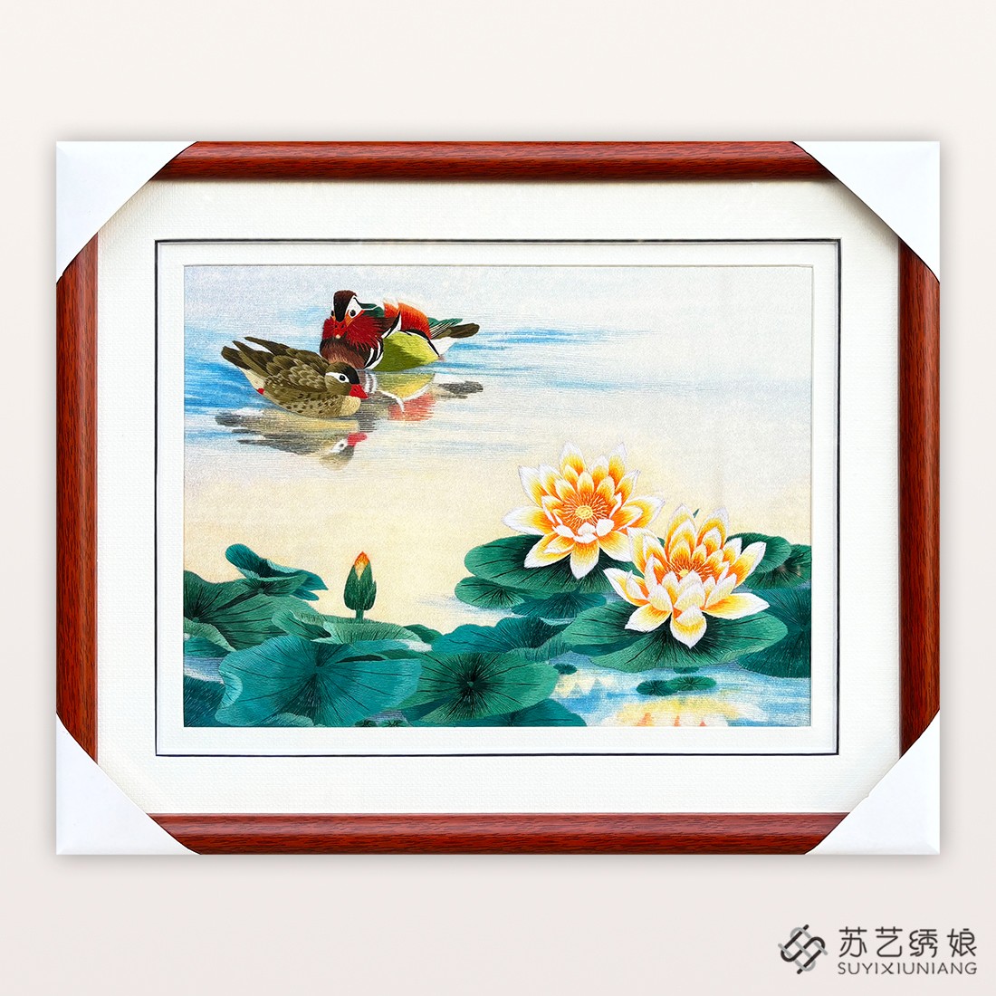 苏绣成品挂画手工刺绣精品鸳鸯荷花送朋友结婚礼物挂画卧室装饰画图片
