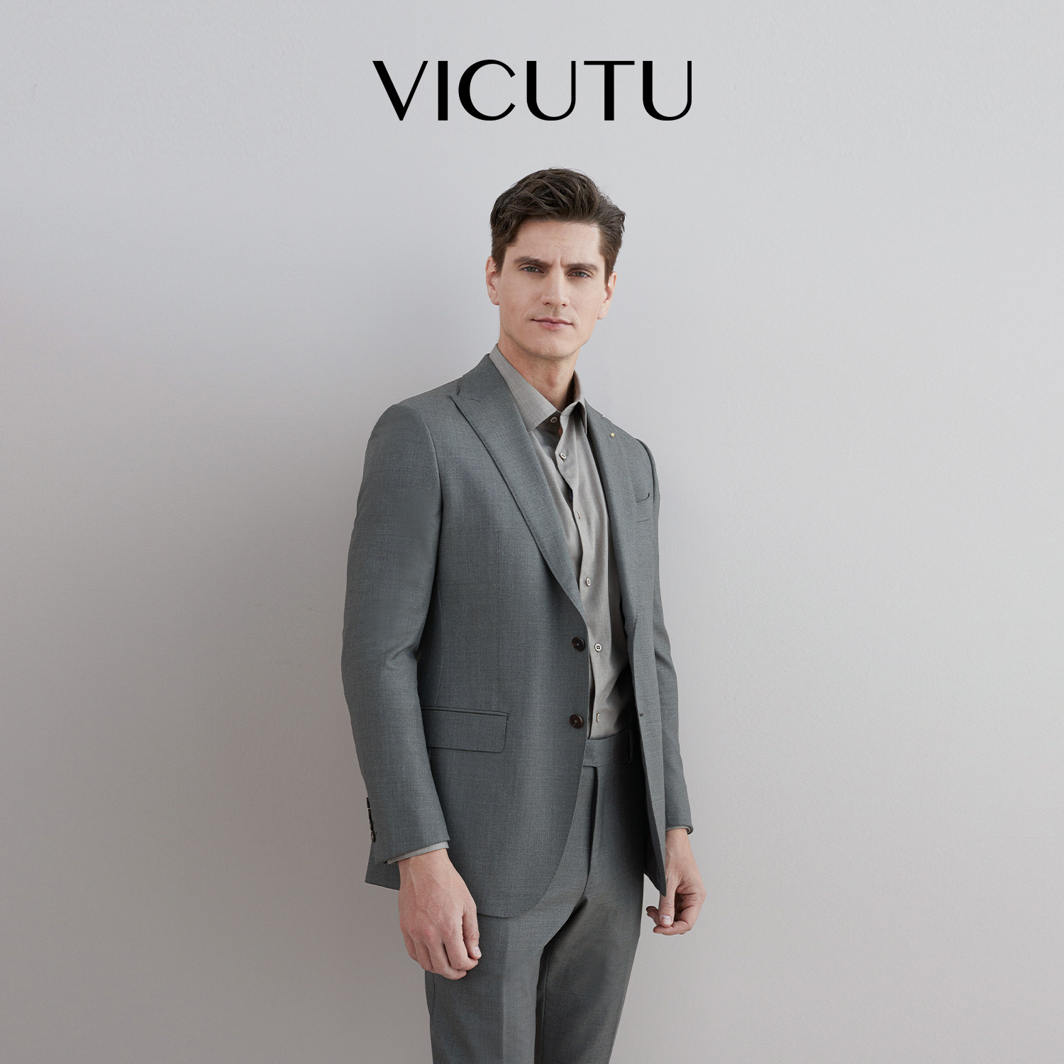 VICUTU/威可多男士西服上衣羊毛商务时尚正装外套