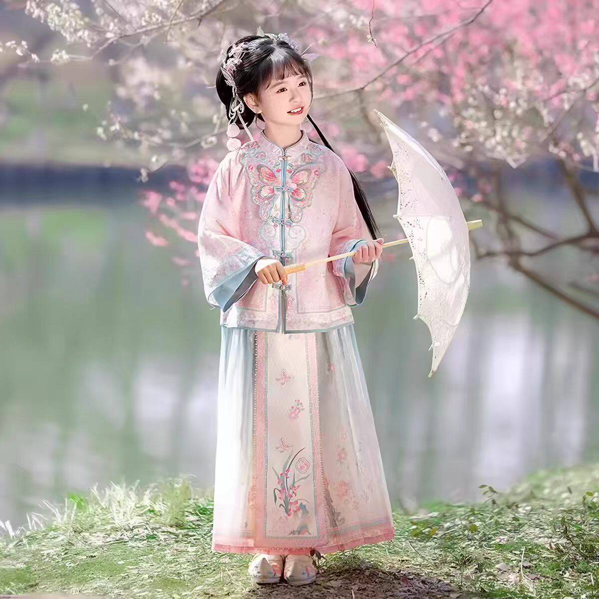女童汉服2026新款中国风马面裙刺绣格格服套装蝴蝶超仙古风唐装