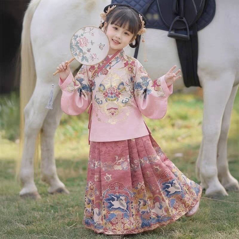 2026新款儿童织梦为马 明制汉服女童套装明朝贵女马面裙春款