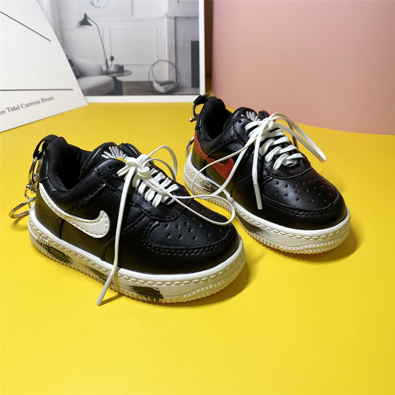 权志龙同款小雏菊钥匙扣可爱aj篮球鞋包包挂件鞋子模型挂饰女礼物