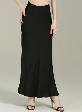 DONEED夏款高级缎面包臀A字松紧腰微皱肌理长款半身裙女