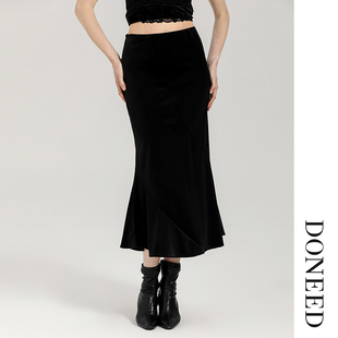 DONEED春款 显瘦鱼尾裙半裙女 优雅气质丝绒黑色摩登设计感修身