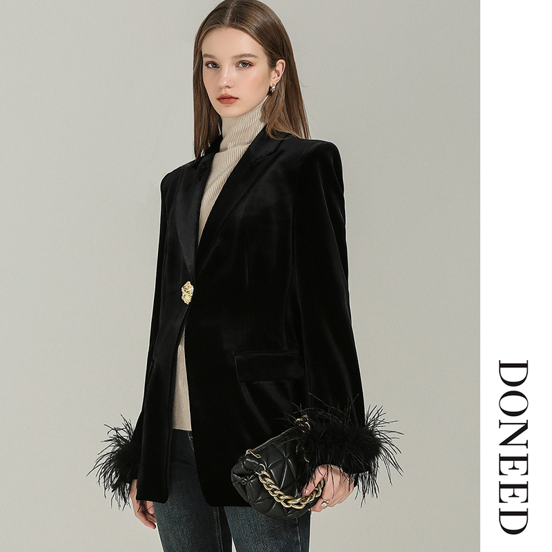 轻奢显瘦丝绒羽毛装饰西装外套女
