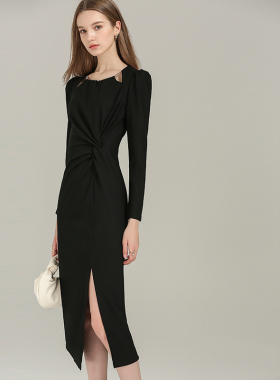 DONEED春款优雅红色礼服裙赫本风开叉修身针织中长款连衣裙女