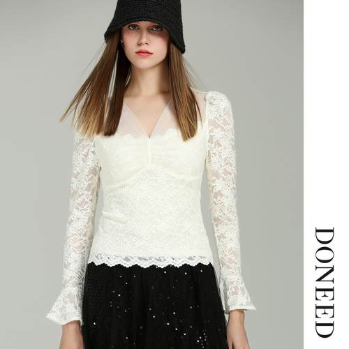 法式V领拼接透明纱修身显瘦上衣