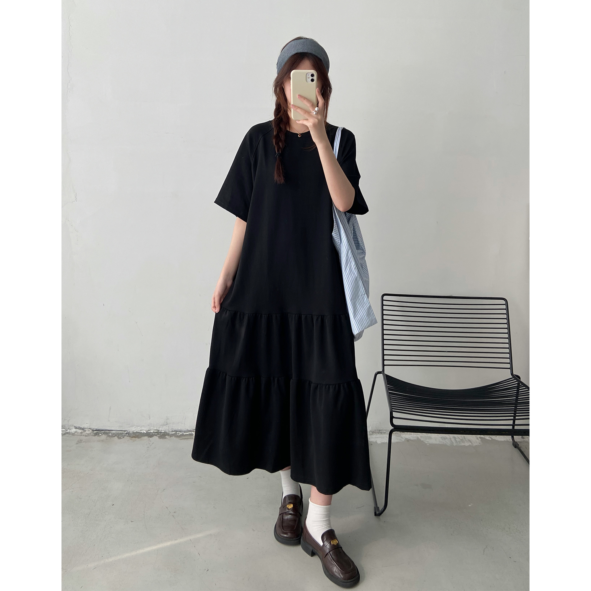 黑色拼接短袖连衣裙女2025夏季新款胖mm宽松显瘦过膝休闲鱼尾长裙