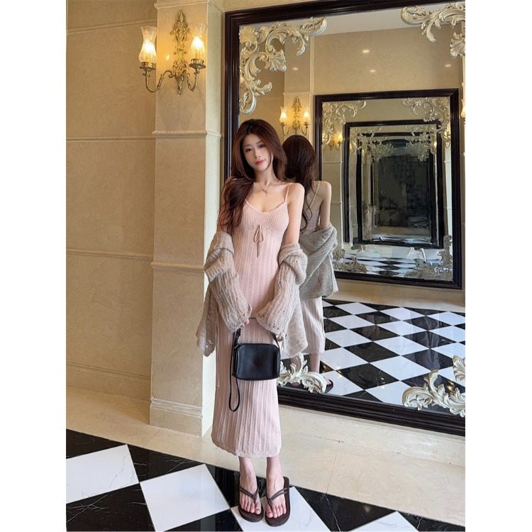 小香风套装女春秋新款温柔风针织开衫搭配修身吊带连衣裙两件套