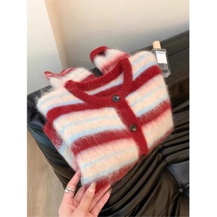 毛衣女秋冬不起球时髦时尚洋气上衣设计感小众水貂绒针织开衫外套