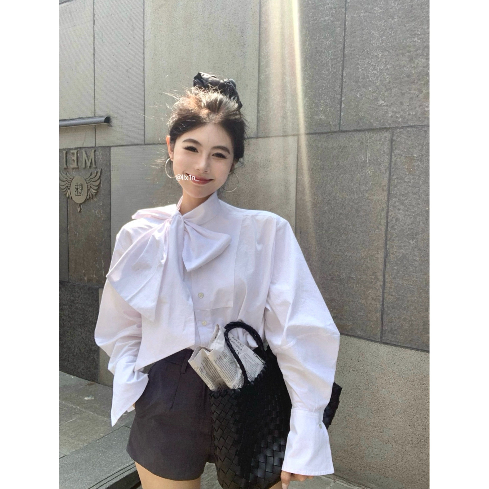 学院风蝴蝶结领带白色衬衫女设计感小众早秋独特别致绝美长袖衬衣