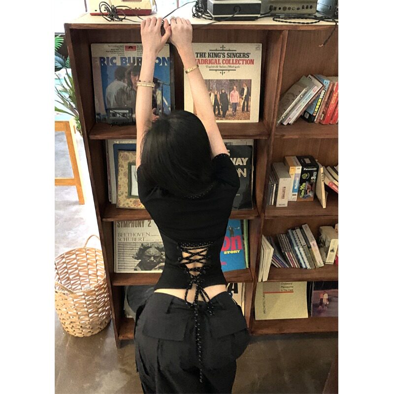 拼接撞色短袖T恤女装夏季设计感小心机后背绑带紧身短款正肩上衣