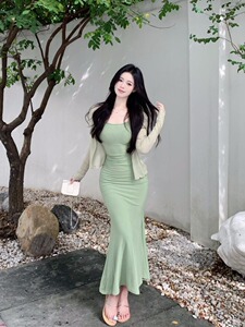 套装女性感辣妹风紧身吊带包臀鱼尾长裙夏季新款长袖短开衫两件套