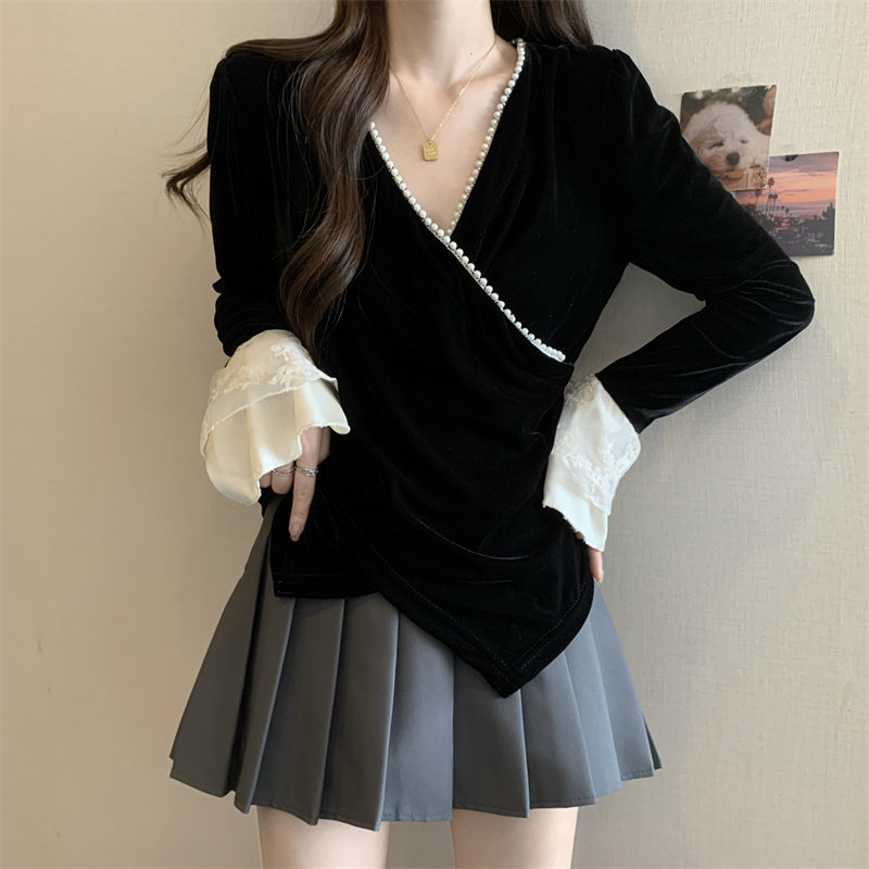 高级感黑色金丝绒V领长袖衬衫女秋冬设计感拼接蕾丝喇叭袖上衣,女装/女士精品,衬衫,淘宝优惠券,粉丝福利购,淘宝优惠卷