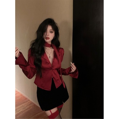 安可拉红v领衬衫女秋季纯欲辣妹性感挂脖上衣不规则收腰西装衬衣
