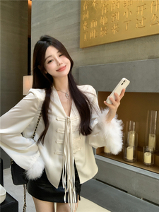 新中式气质百搭衬衫V领长袖拼接羽毛盘扣修身薄款开衫女新款时尚