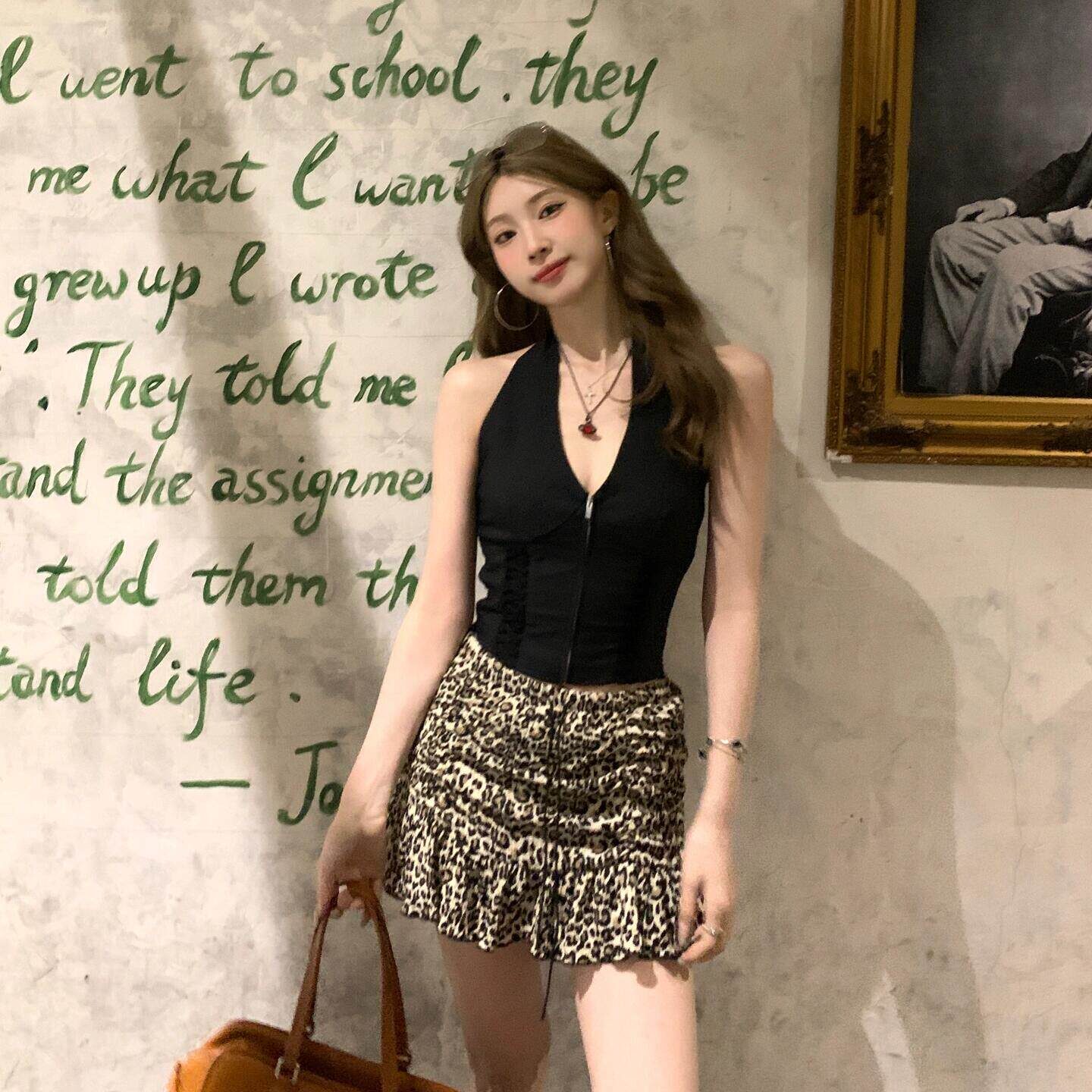 夏季挂脖褶皱辣妹露脐吊带背心