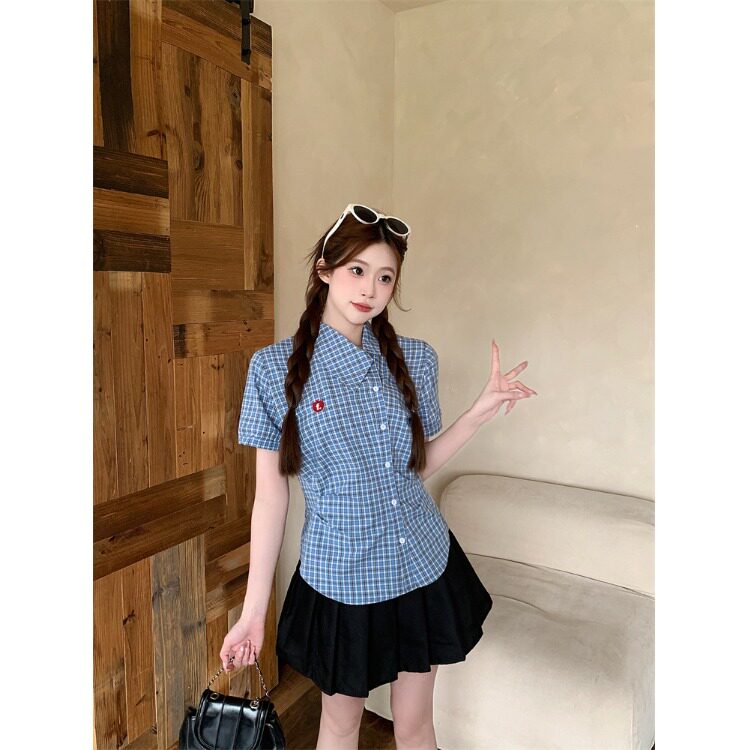 夏季新款显瘦格子短袖衬衫女