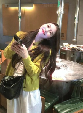 韩系风黄色长袖单排扣针织开衫女2025春季新款洋气小个子打底上衣