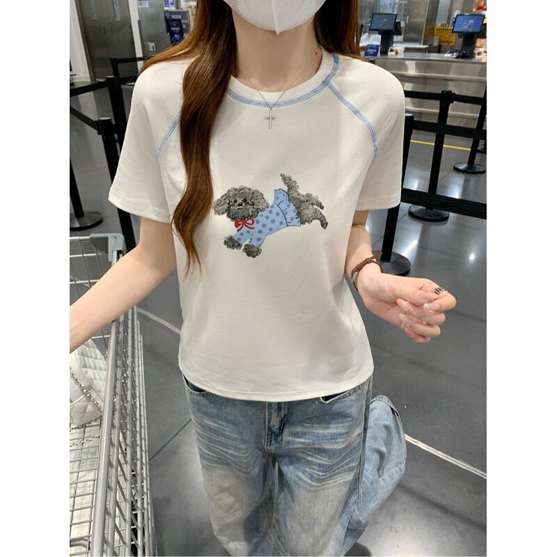 纯棉小狗印花插肩短袖T恤女