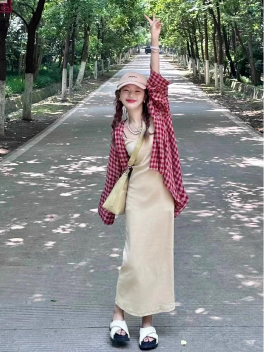 순수한 욕망 뜨거운 여자 정장 2024 여름 새로운 격자 무늬 셔츠 탑 서스펜더 드레스 투피스 세트