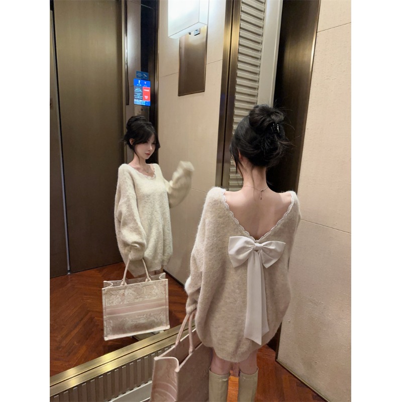 蝴蝶结蕾丝针织衫露背设计