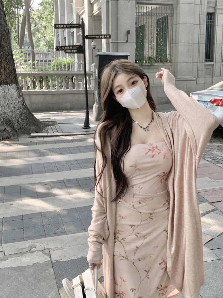 새로운 새로운 중국 스타일 섹시한 유방 공개 인쇄 드레스 정장 튜브 탑 서스펜더 가방 엉덩이 롱 스커트 긴 태양 보호 재킷
